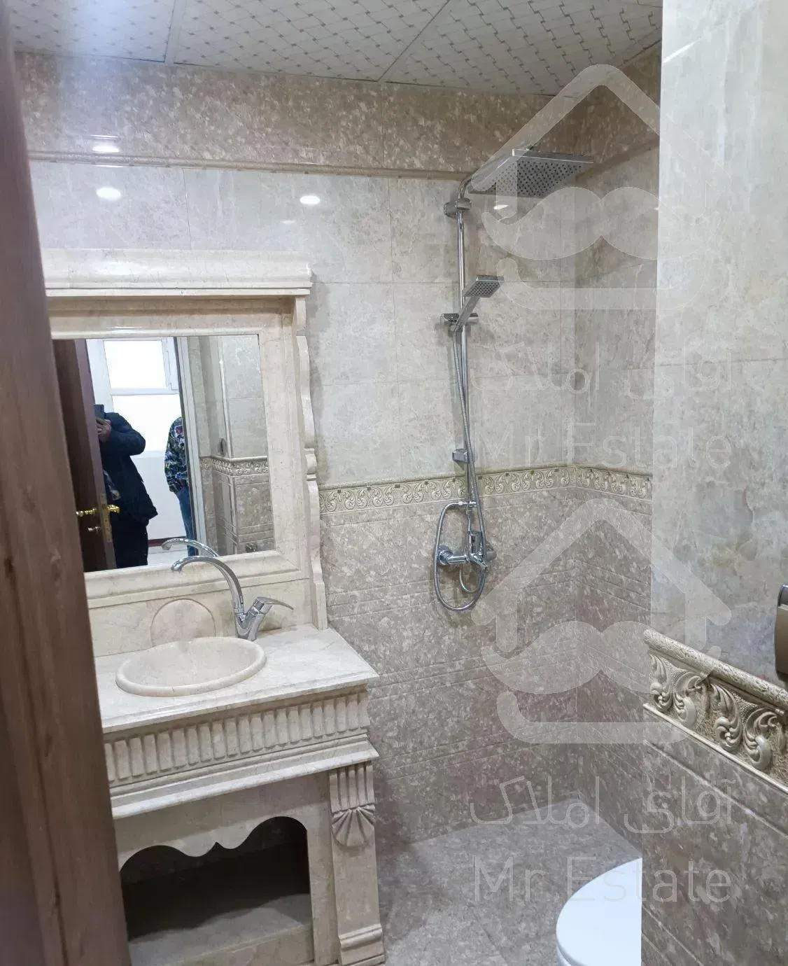 آپارتمان ۱۵۰ متر ۳خواب نوساز (میرزای شیرازی )