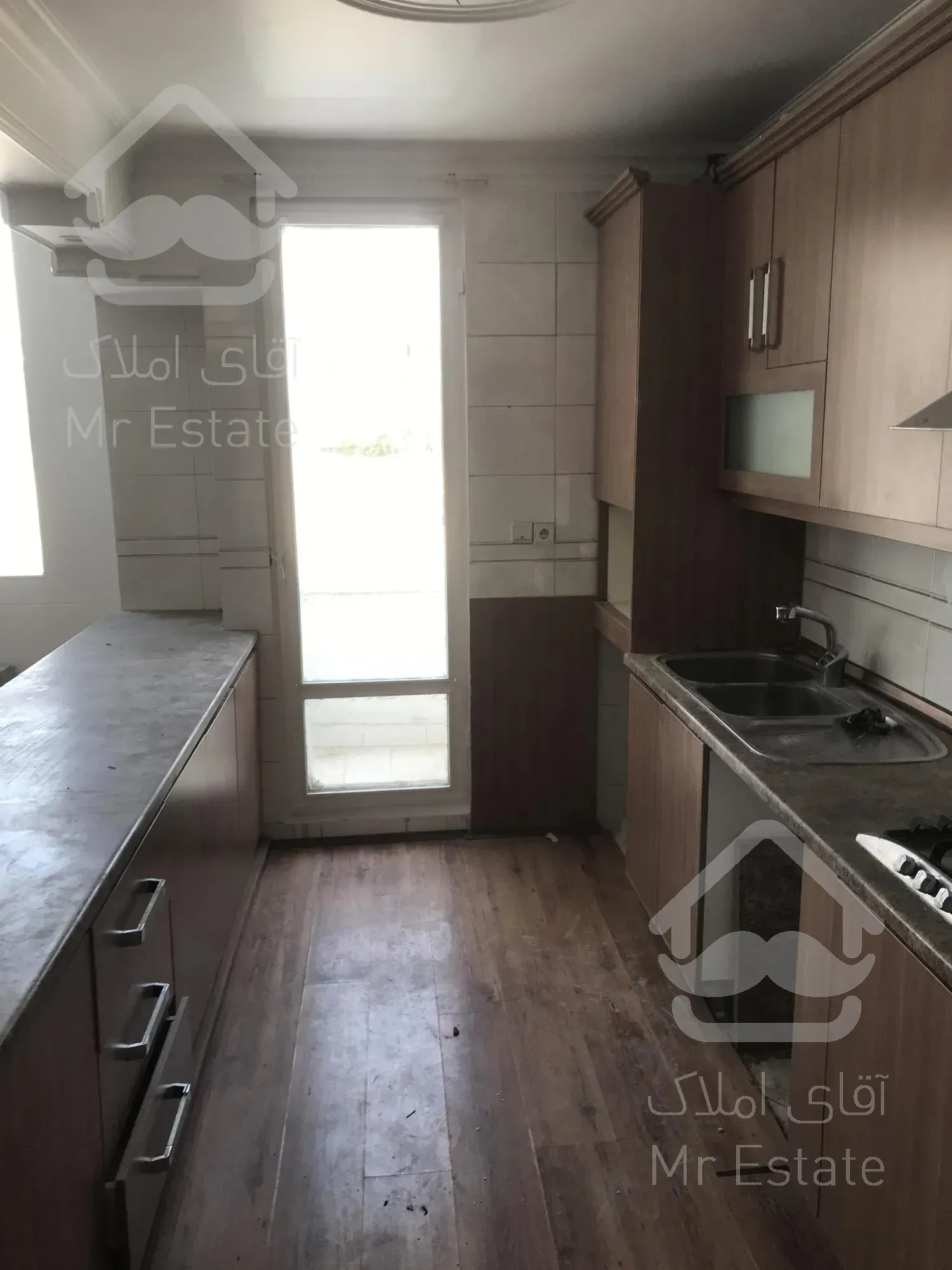 ۸۰ متر سوپرلوکس/برج منظم ویوودار