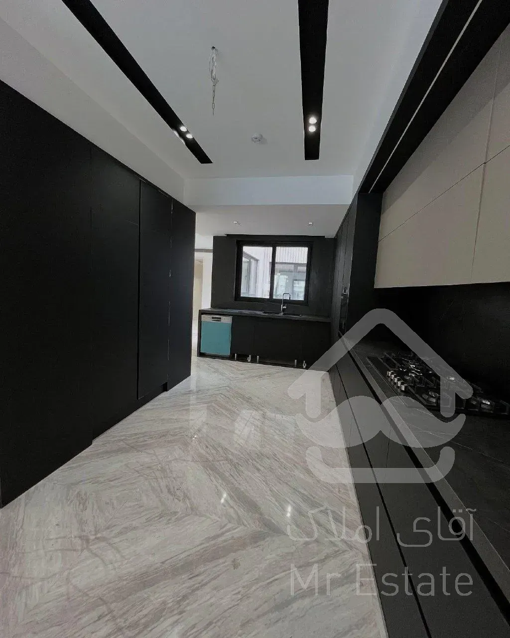 ۳۰۰ متر مدرن فرمانیه جهت رهن کامل