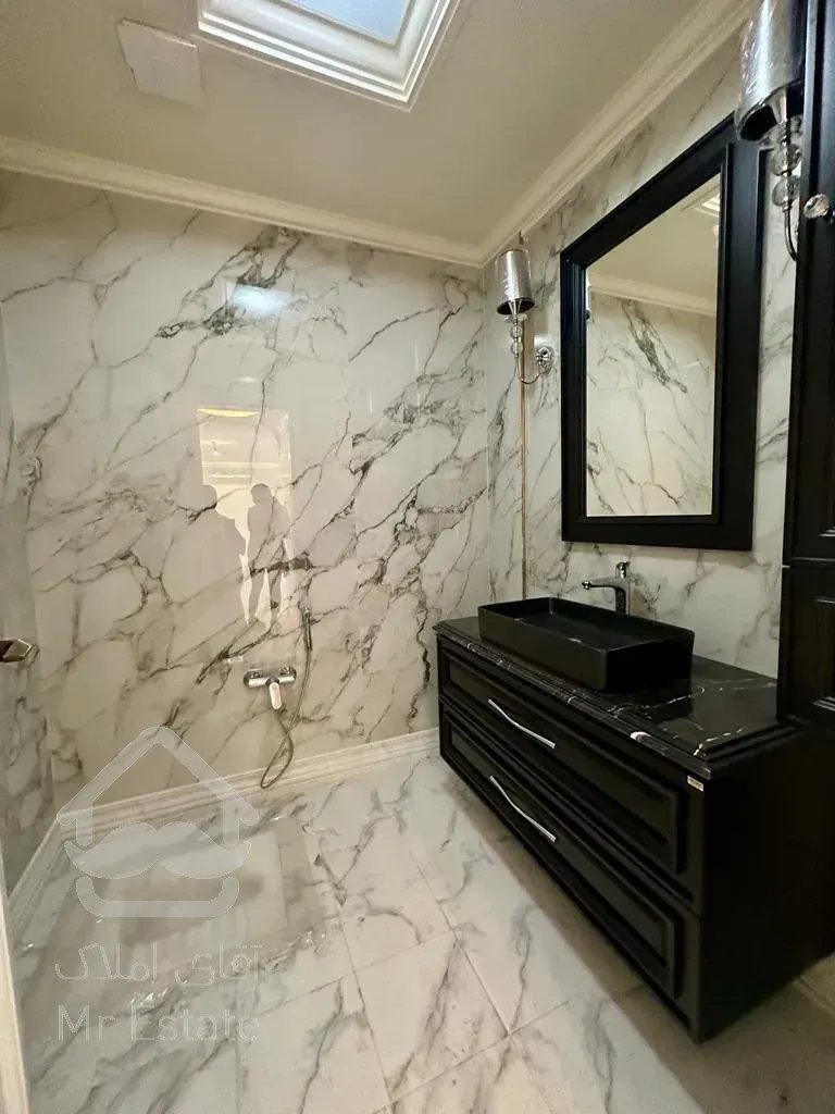 فروش اپارتمان 200 متری زعفرانیه