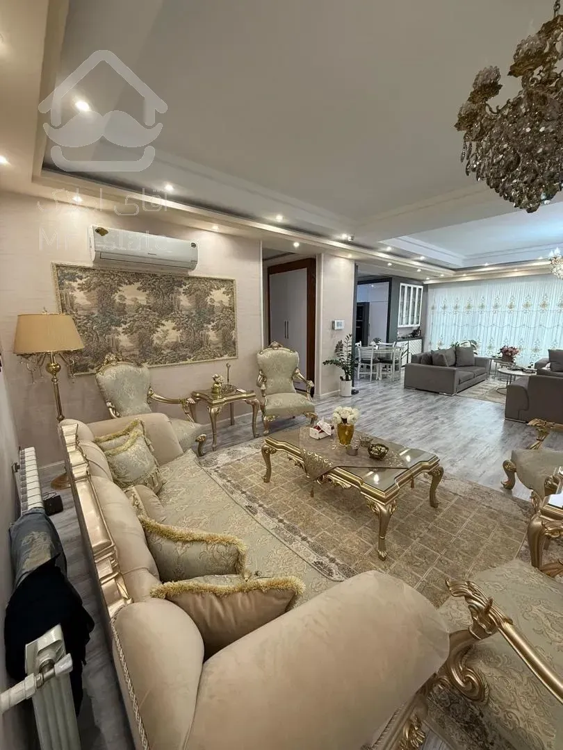 فروش واحد ۲۲۰متری در بلوارگیلان