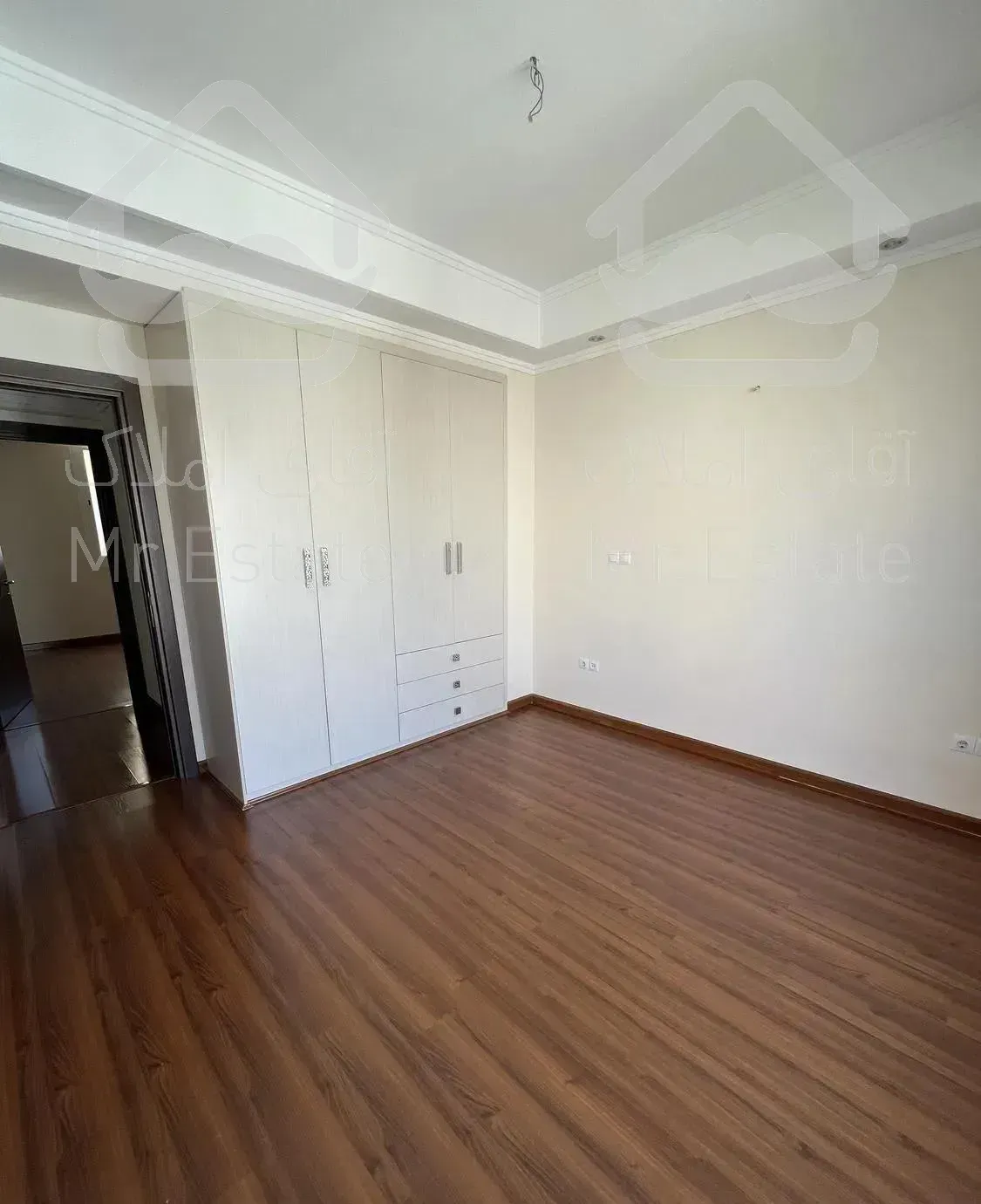 دروس ۱۱۰متر ۲خواب در حد نوساز شیک