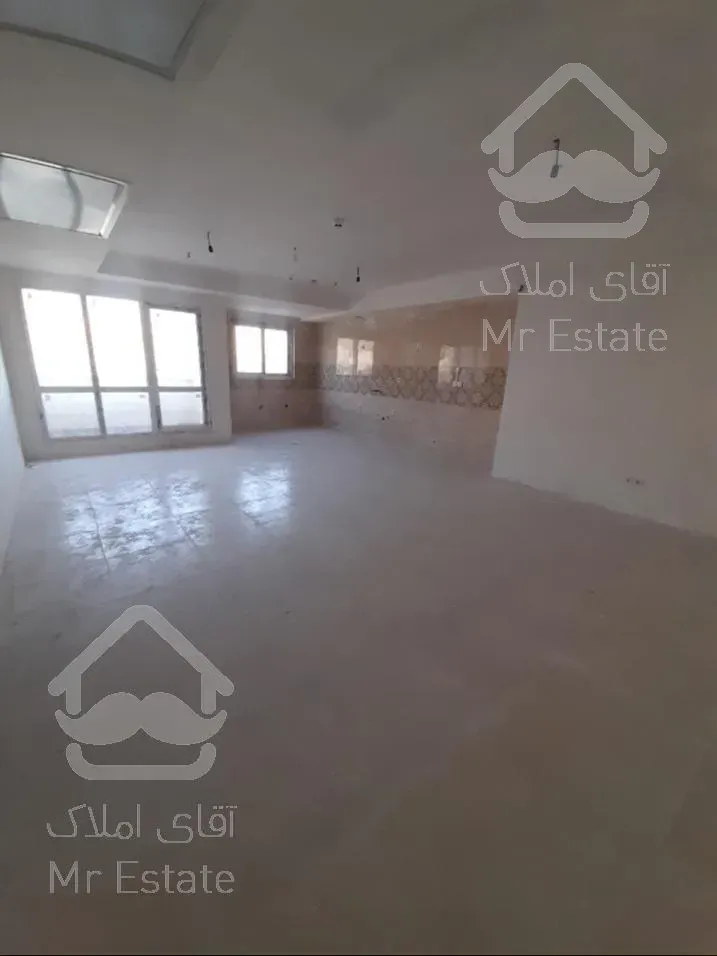 فروش ۱۰۶متر اکازیون برج لوکس بهاران/ویو دریاچه چیتگر منطقه۲۲