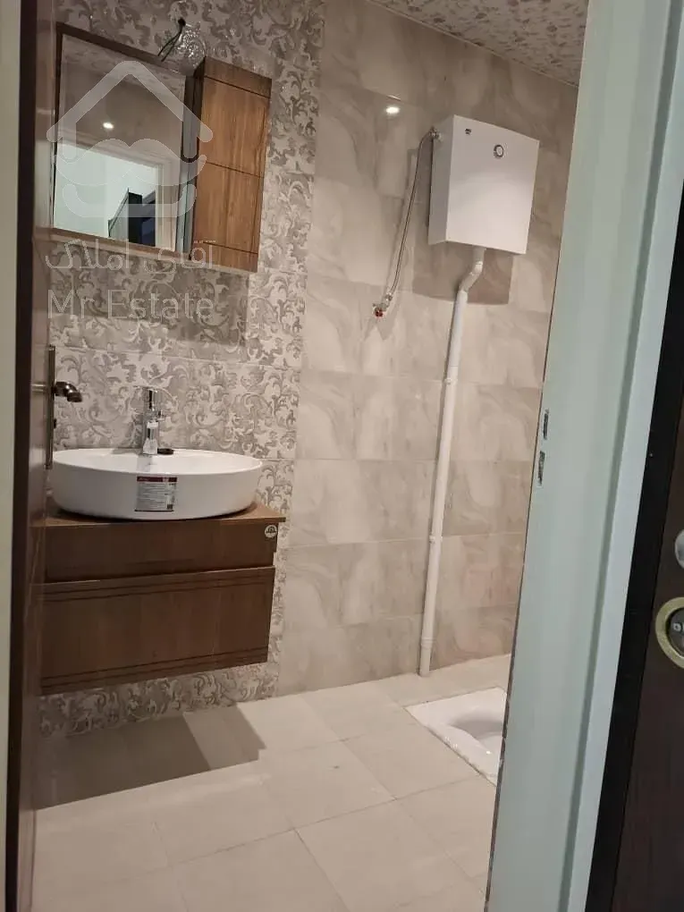 فروش فوری آپارتمان ۱۰۰متری کلید نخورده