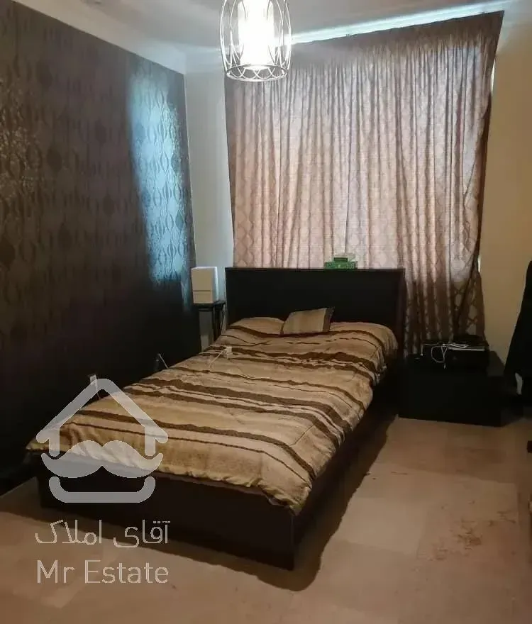 ظفر/۱۳۵ متر/۳ خواب/نورگیر جنوب/