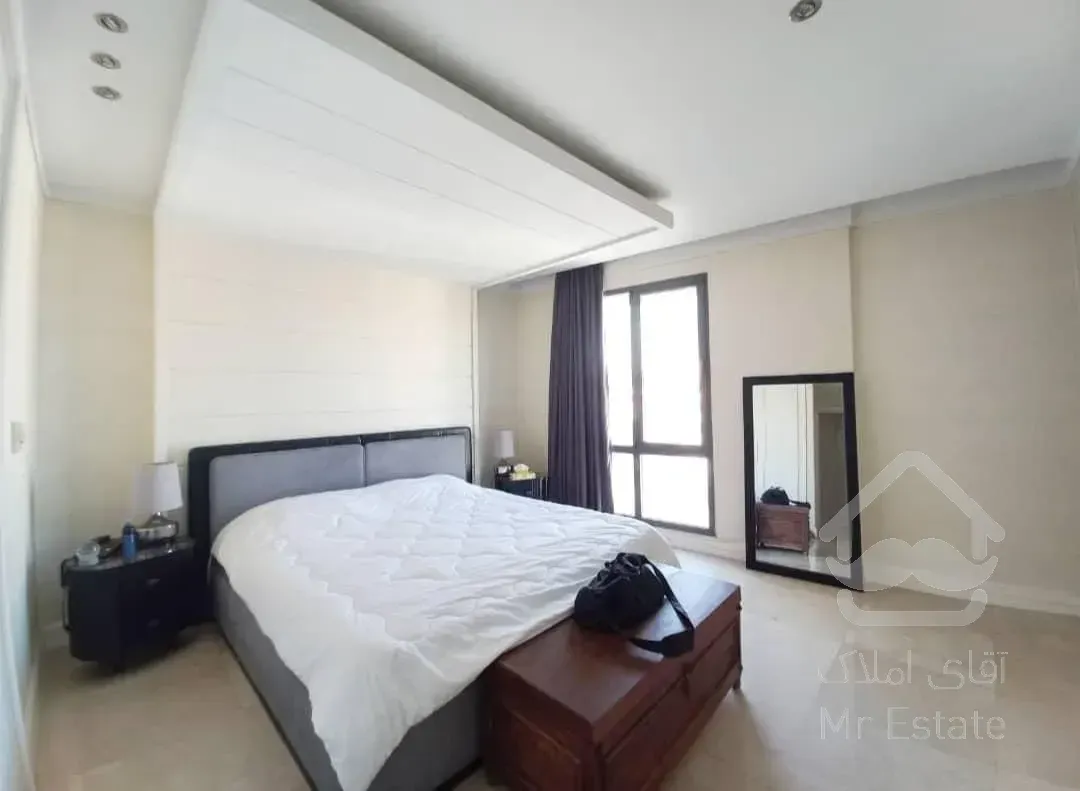 فروش اپارتمان 270 متری زعفرانیه