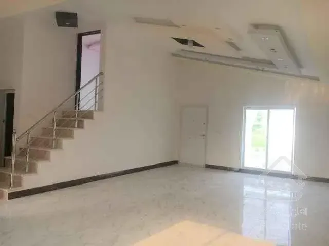 ویلا 250متری محمودآباد جنگلی شخصی ساز