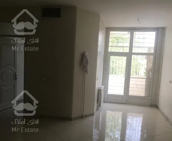 آپارتمان دو خوابه واقع در بهنام