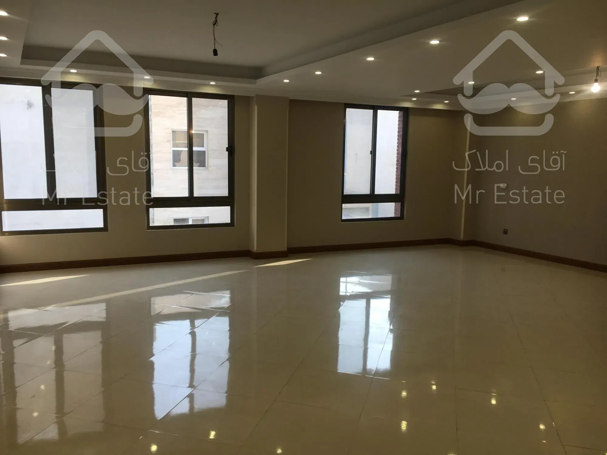 ٢١٦ متر ٣ خواب اباذر