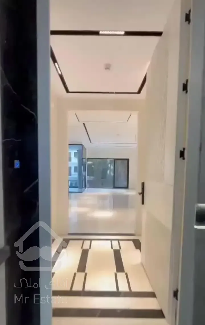 مدرن ۲۹۰ متری کامرانیه + ۲۰ متر تراس