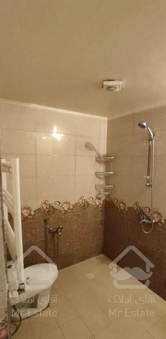 واحد ۱۴۷متری رو به نما*بعثت*