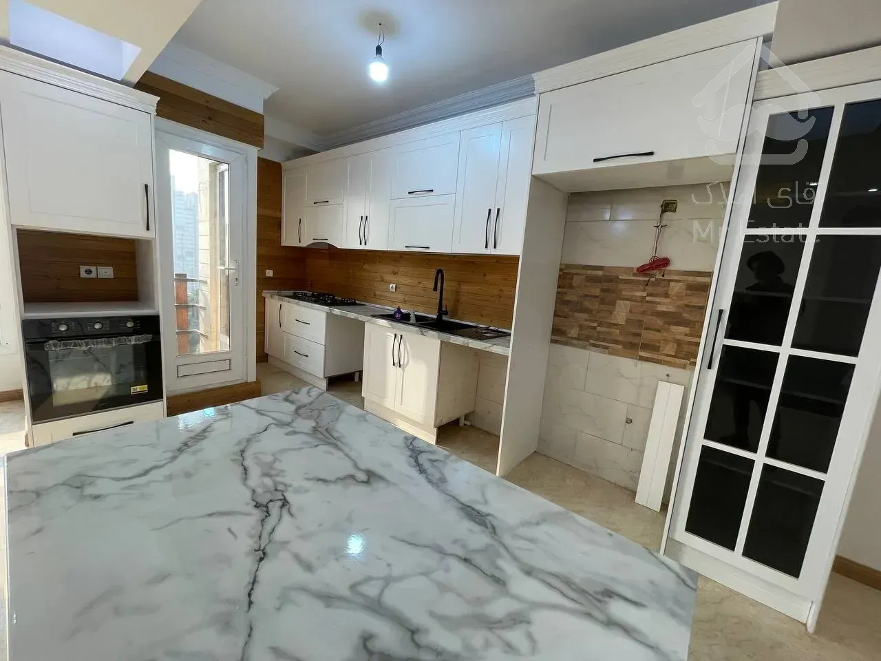 ۸۰متر۲خواب فول نور مستقیم