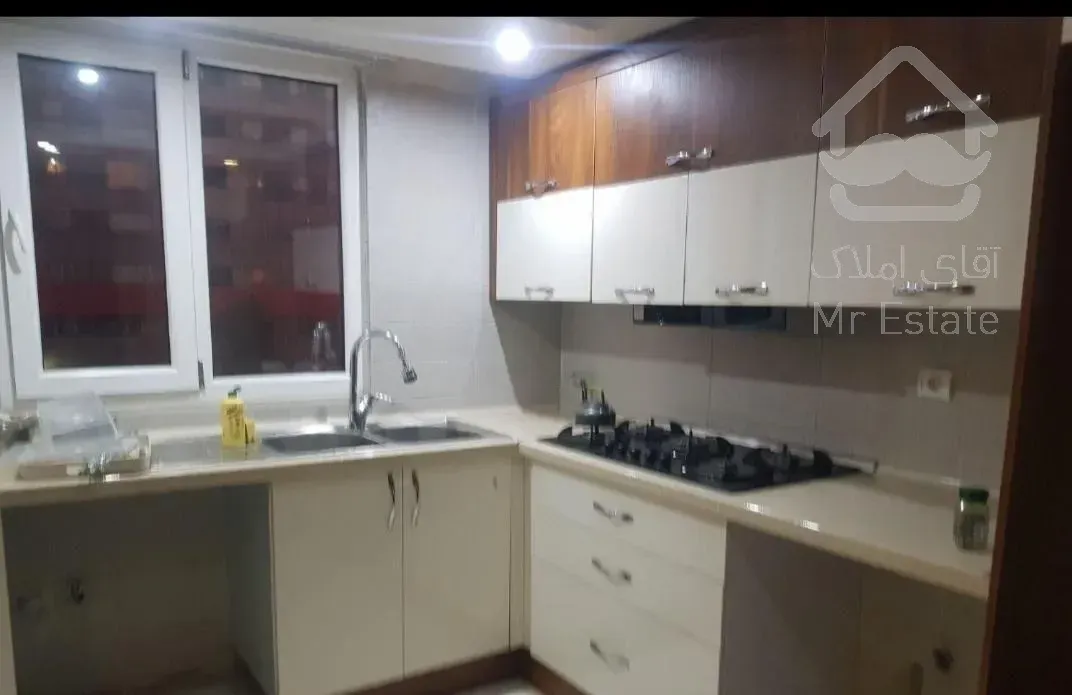 اپارتمان  ۱۱۶متری  واقع در چشمه غربی