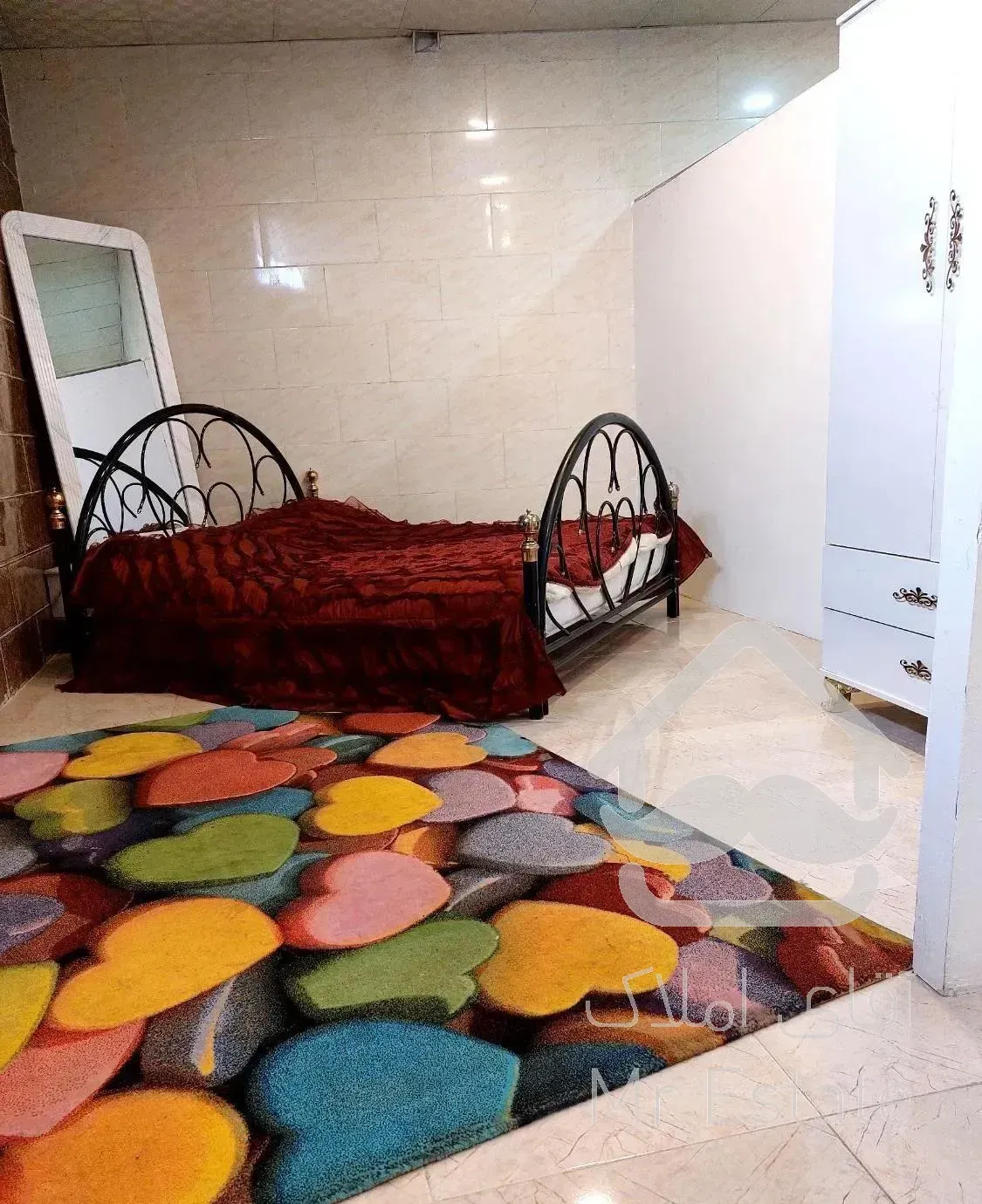 سوئیت ۸۰ متری مبله شیک و تمیز صدرا