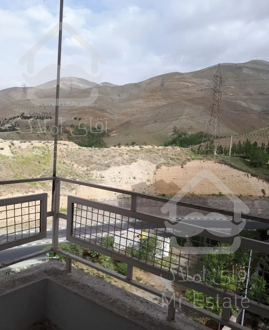 اپارتمان سه خوابه