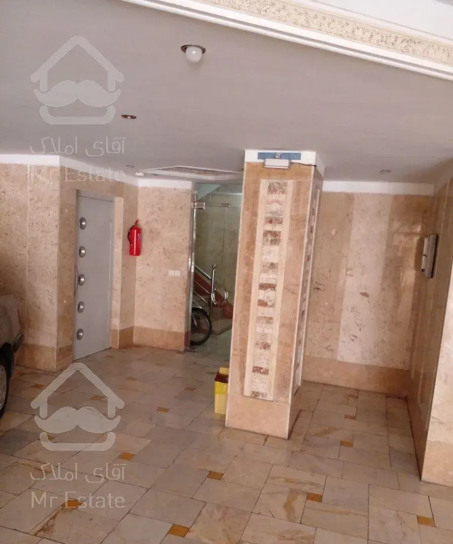 ۱۳۰ متر اپارتمان.۲ خواب.در همایونشهر.لطفعلیخانی.