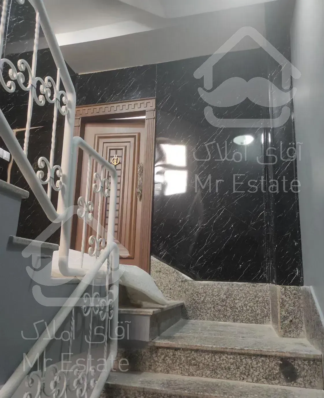 70 متری طبقه اول 4 واحدی