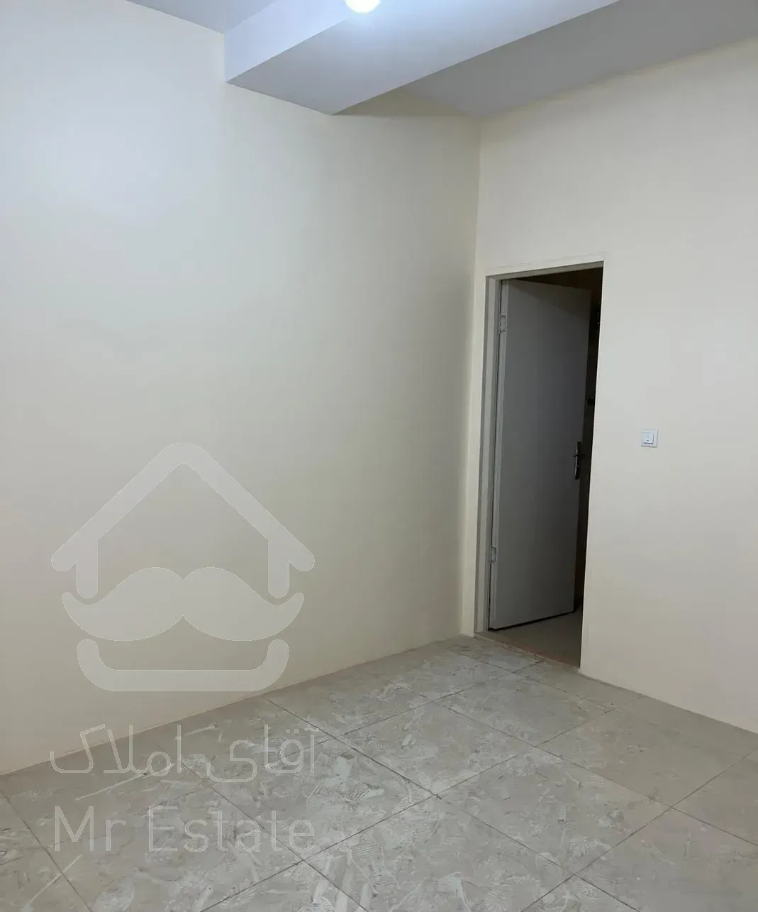 ۹۰ متر نوساز دو خوابه