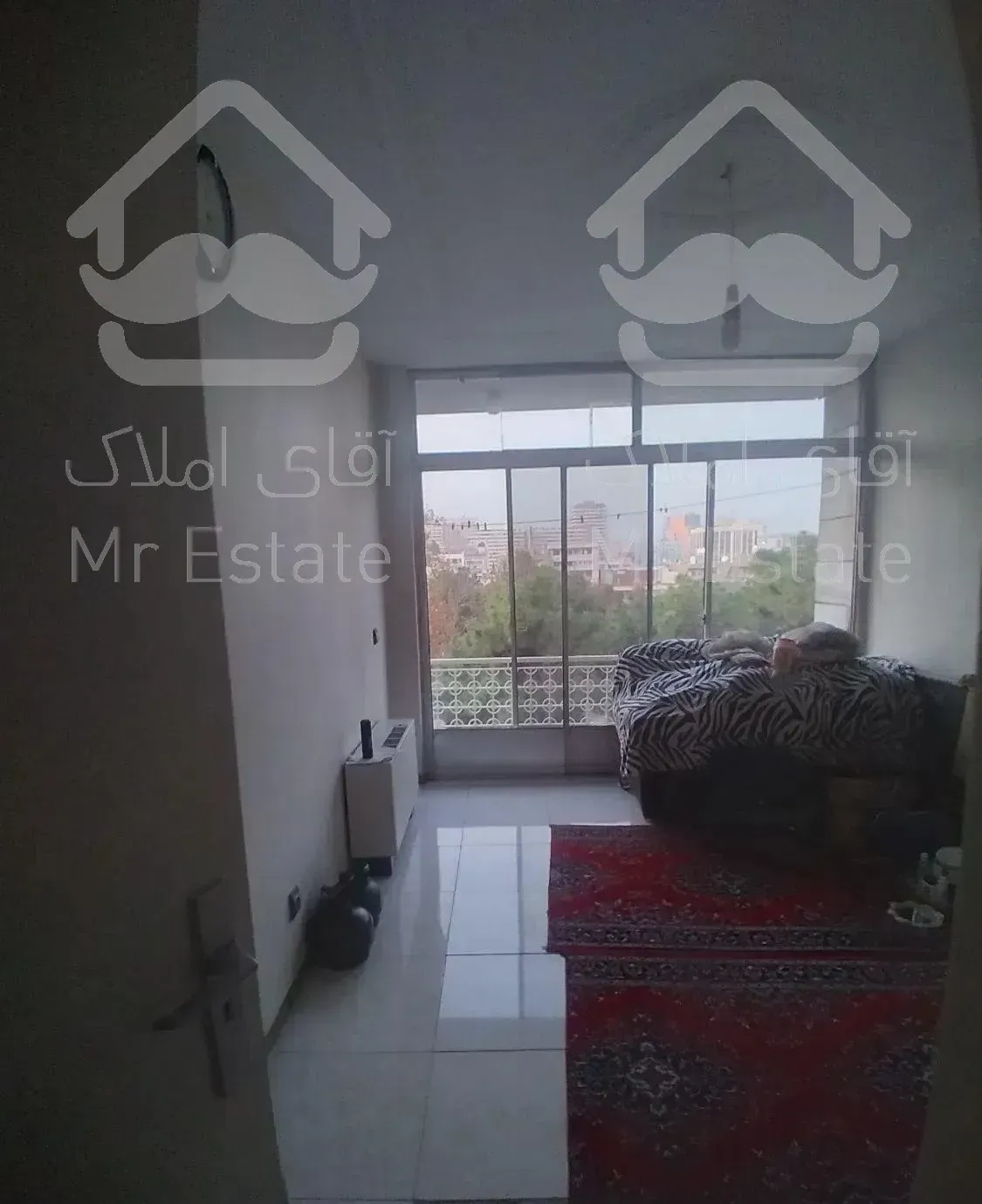 ونک  شیراز  ۱۰۵  متر  ۲ خوابه  با  همه  امکانات .