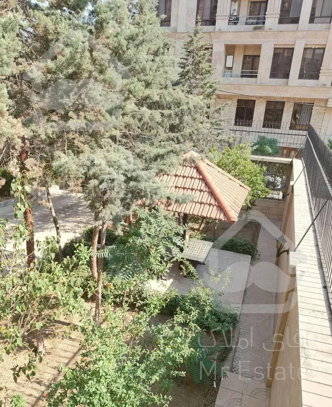 ۱۰۵متر آپارتمان/ فول امکانات *کمالی شرقی*