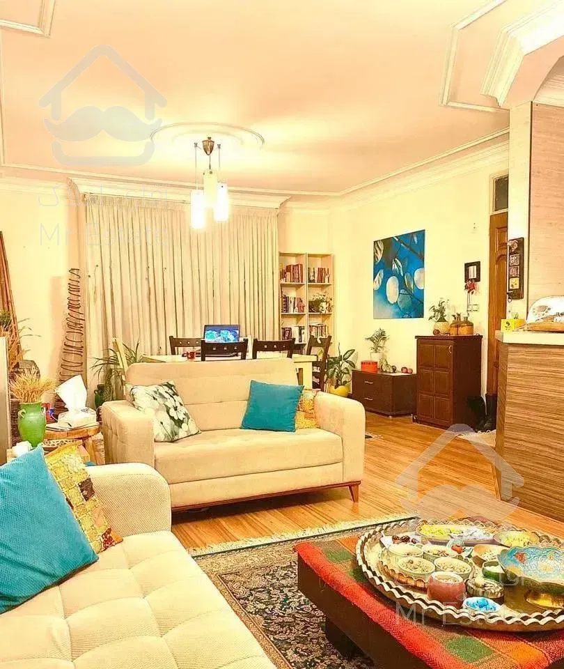 ۸۰ متر ، پارکینگ سندی ، آفتابگیر مستقیم ، بصارتی