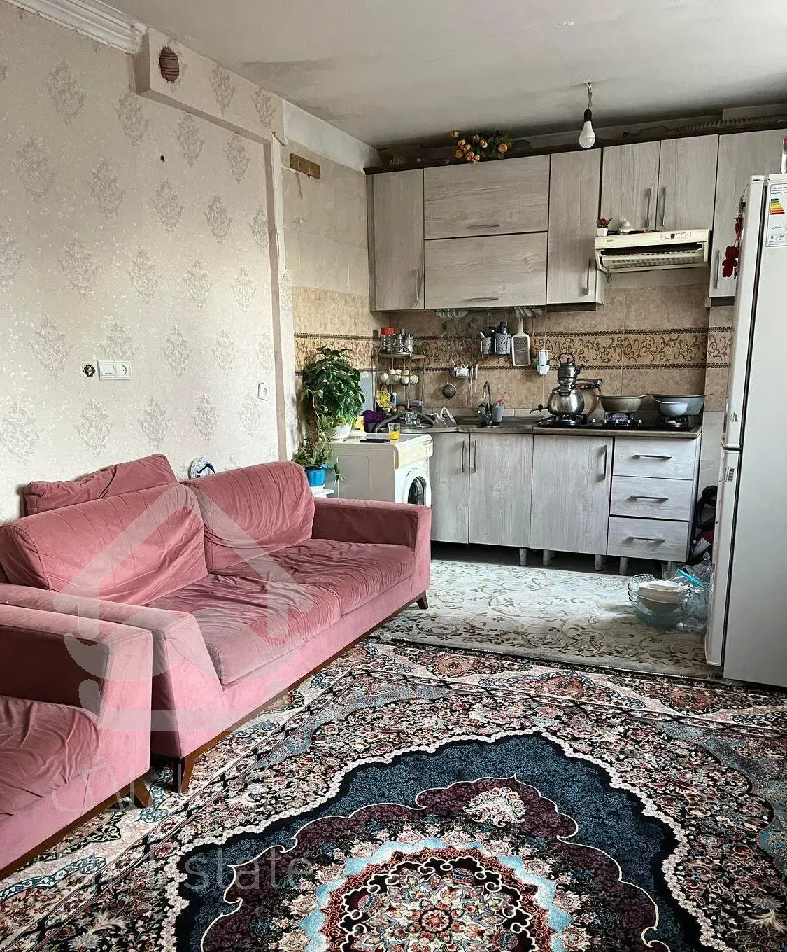 واحد ۴۴ متری خیابان مرتجایی