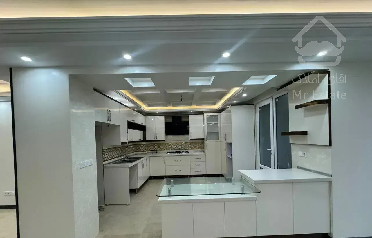 ۱۵۵ متر ۳خواب گیشا9ساله/2پارکینگ/ورودی لابی