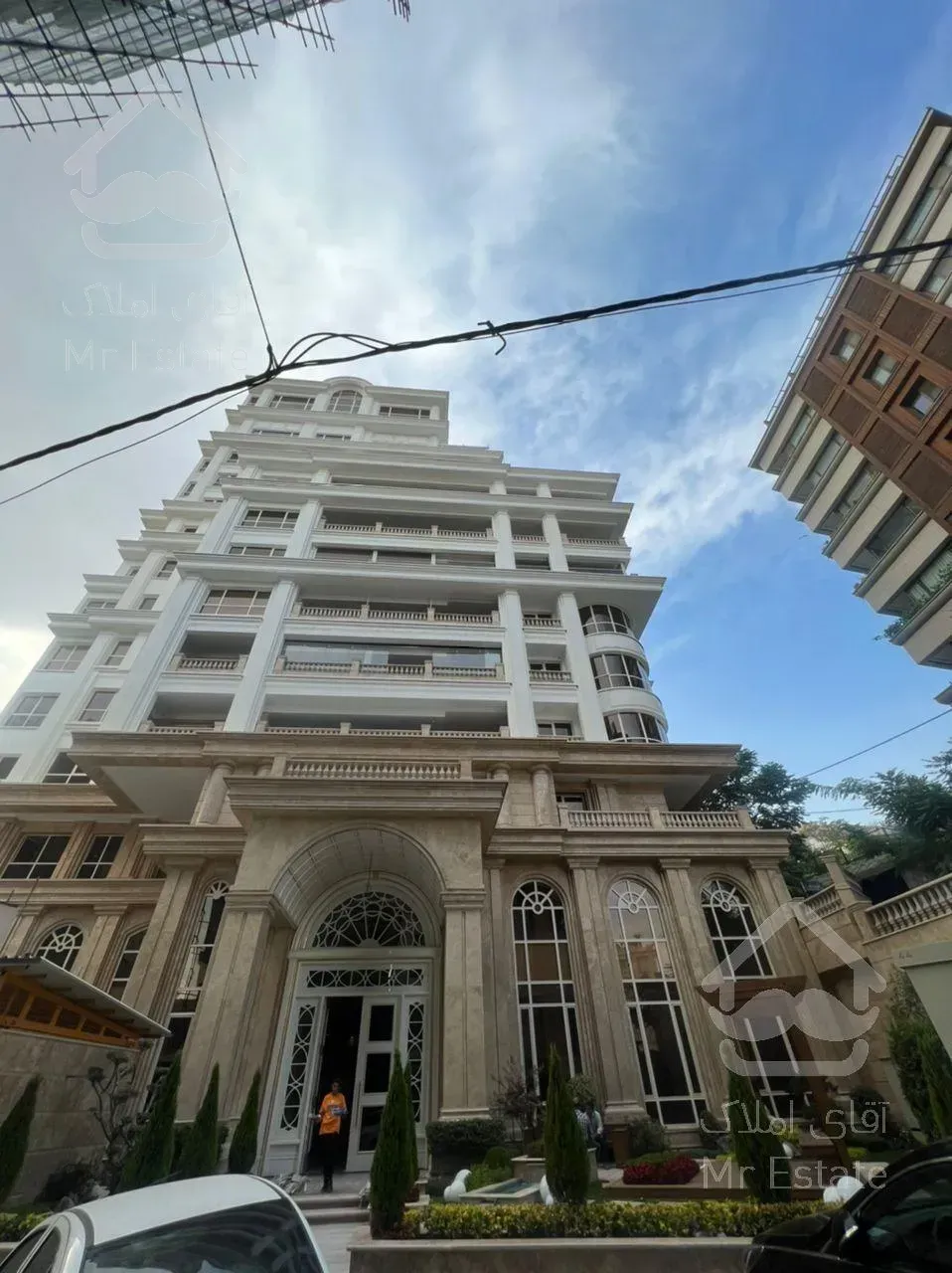 ۲۰۰ متر برج باغ برند ولنجک