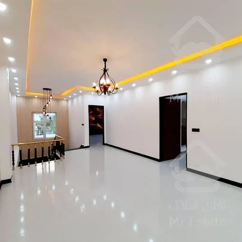 دوبلكس نمامدرن٣٠٠مترى سندتكبرگ زيرقيمت كارشناسى