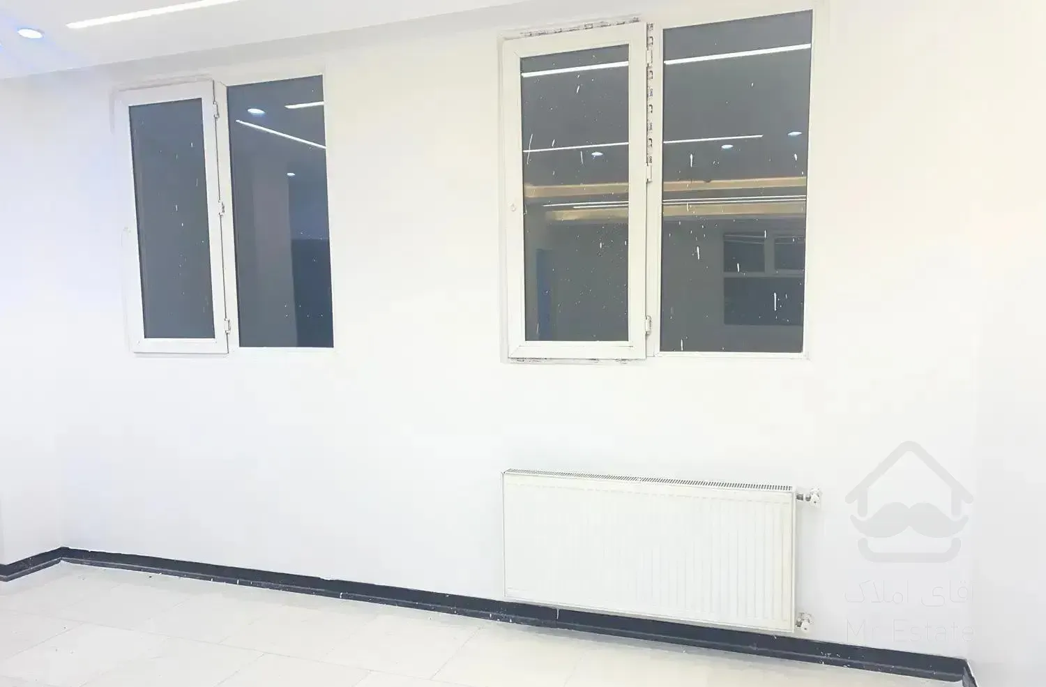 آپارتمان ۱۱۵ متر/پارکینگ/ بالکن/ آسانسور