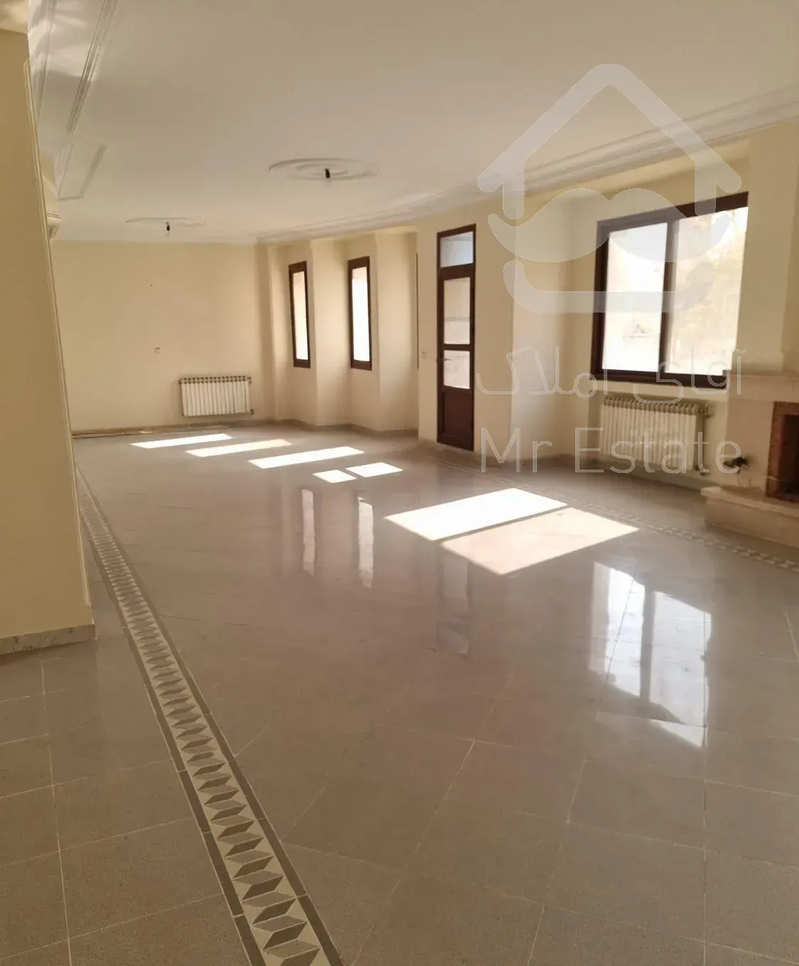 پاسداران شهید عراقی آپارتمان ۱۸۵ متر ۳ خواب