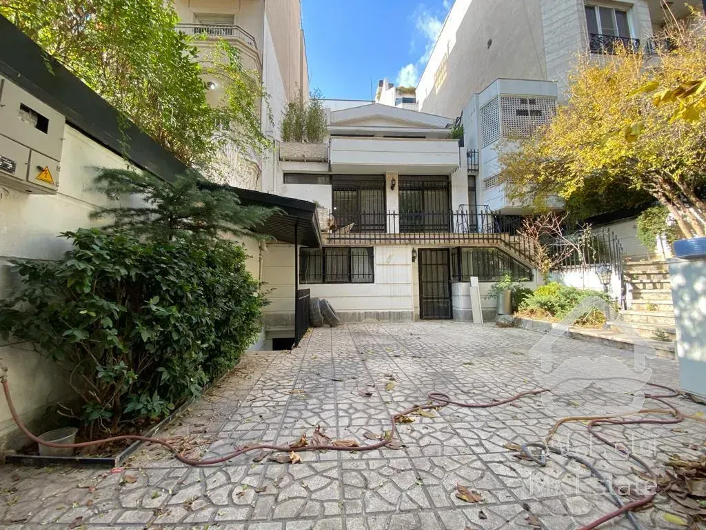 ۴۰۰ متر ویلا دربست زعفرانیه