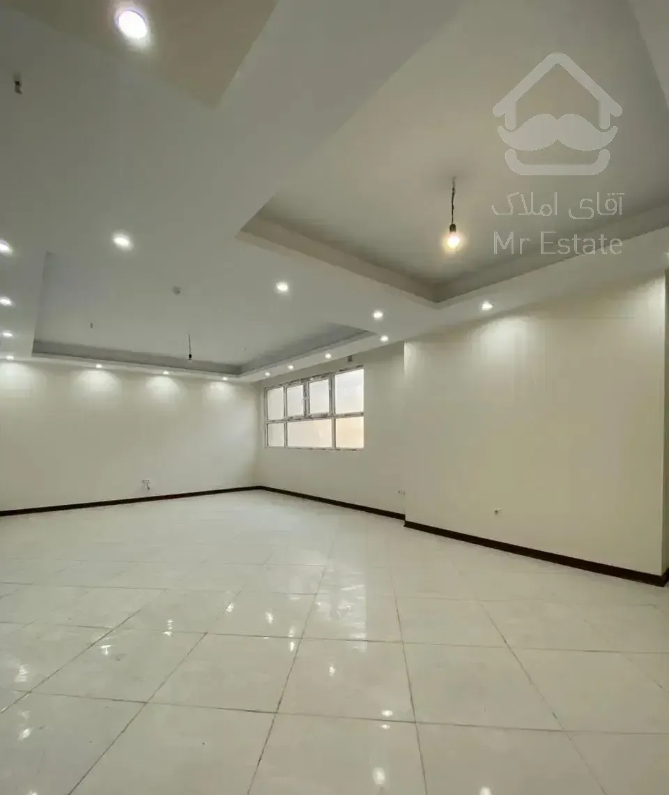 ۱۱۸ متر * ۳ خواب * لابی و سرایدار مقیم * کیان