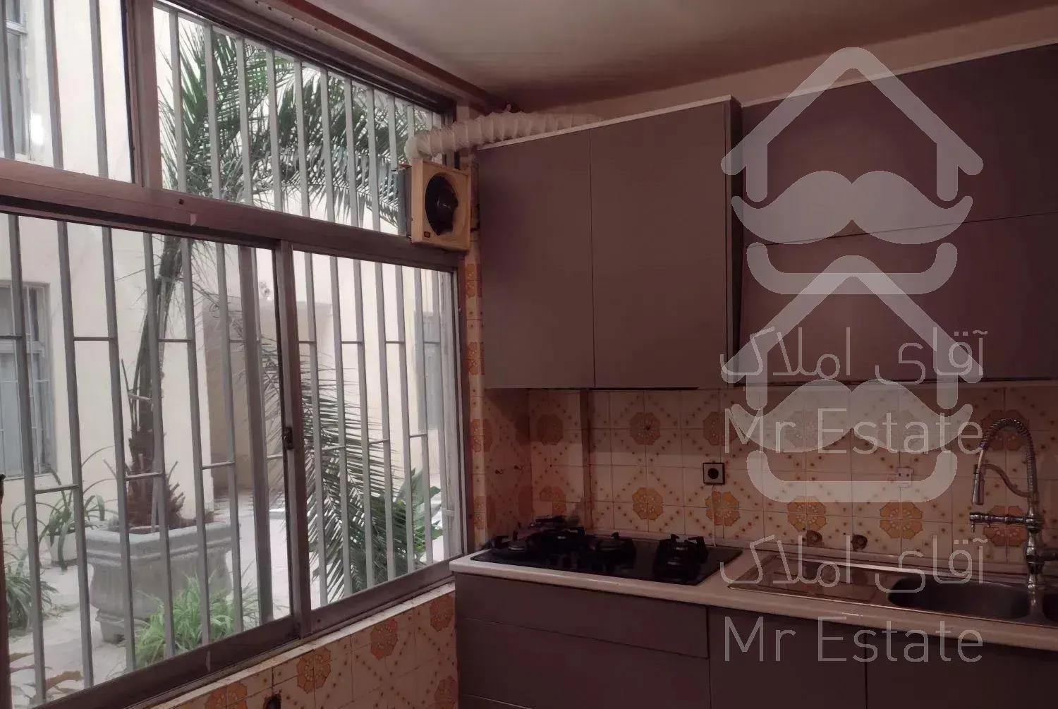 آپارتمان ۱۲۰ متر خیابان ونک