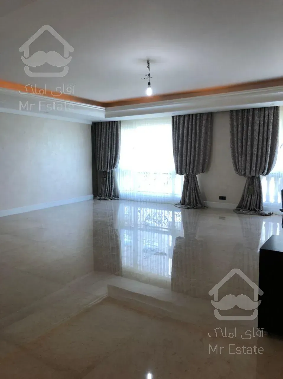 فروش آپارتمان ۳۴۰متر فرمانیه