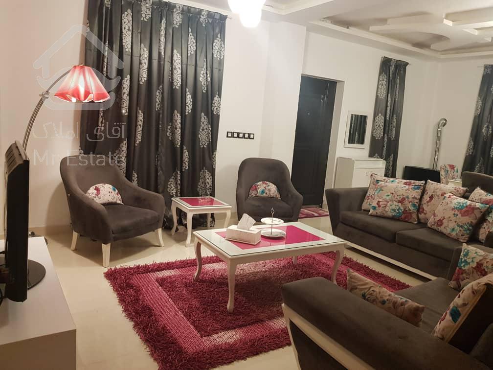 ۹۰ متر، دو خواب، فول بازسازی شده ، چهارباغ