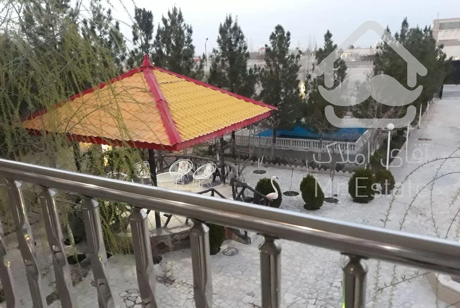 اجاره باغ استخر آبگرم