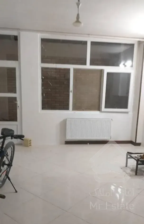 همکف نوساز با شوفاژ و پکیج