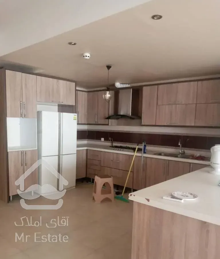 آپارتمان 144 ویو دریاچه