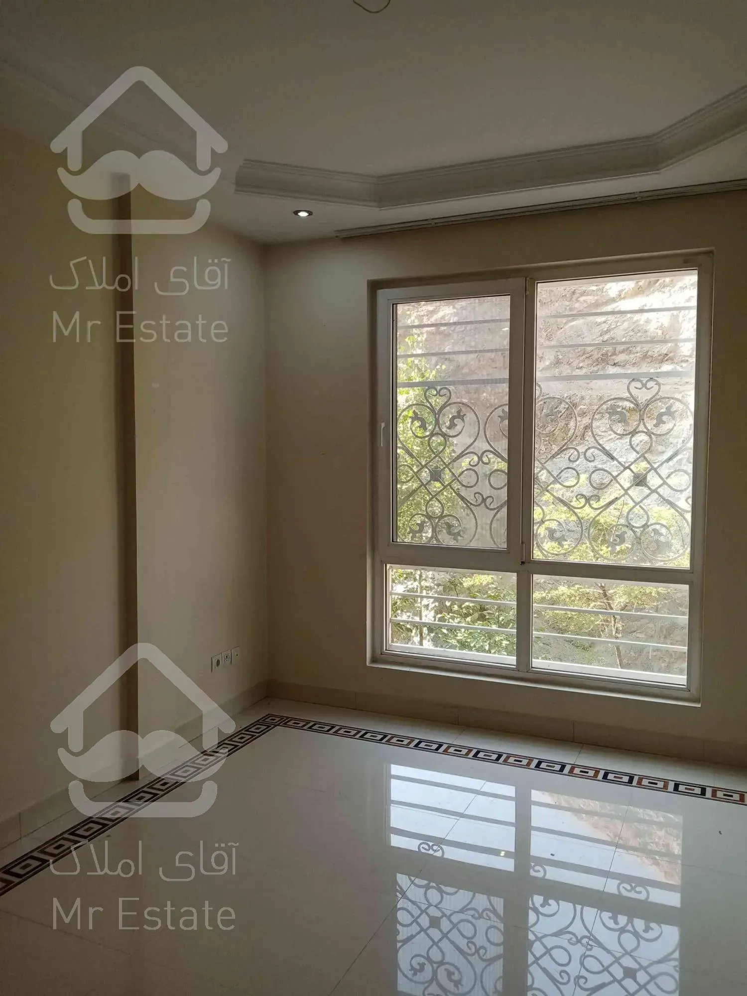 173 متر بام محک فول امکانات