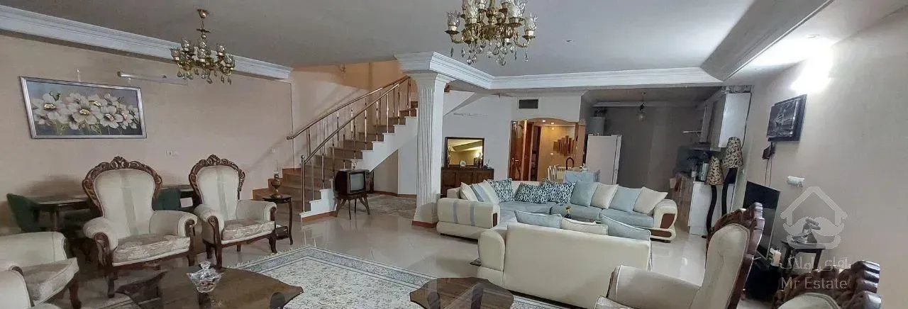 ۲۶۰ متر دوبلکس با ۵۰ متر حیاط اختصاصی اول دانشجو