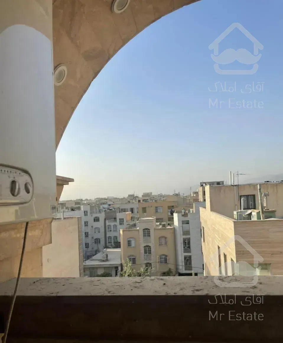 آپارتمان ۱۳۰ متری سه خواب اندیشه فاز یک