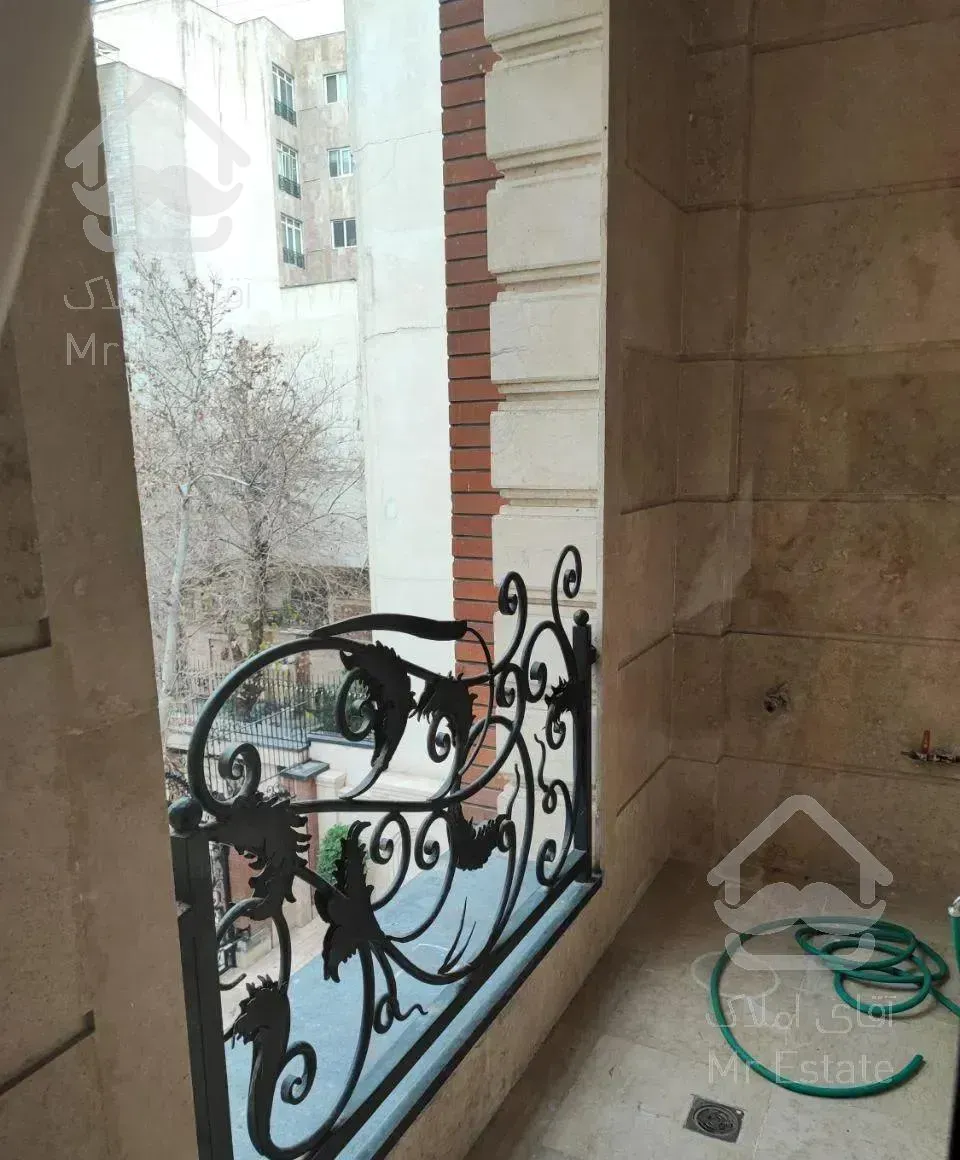 آپارتمان، مسکونی، ۱۸۱ متر، ۳خواب مستر