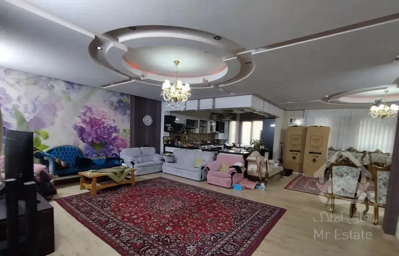 آپارتمان تک واحدی ۱۰۵متر باتراس۳۰متری سند۶دانگ