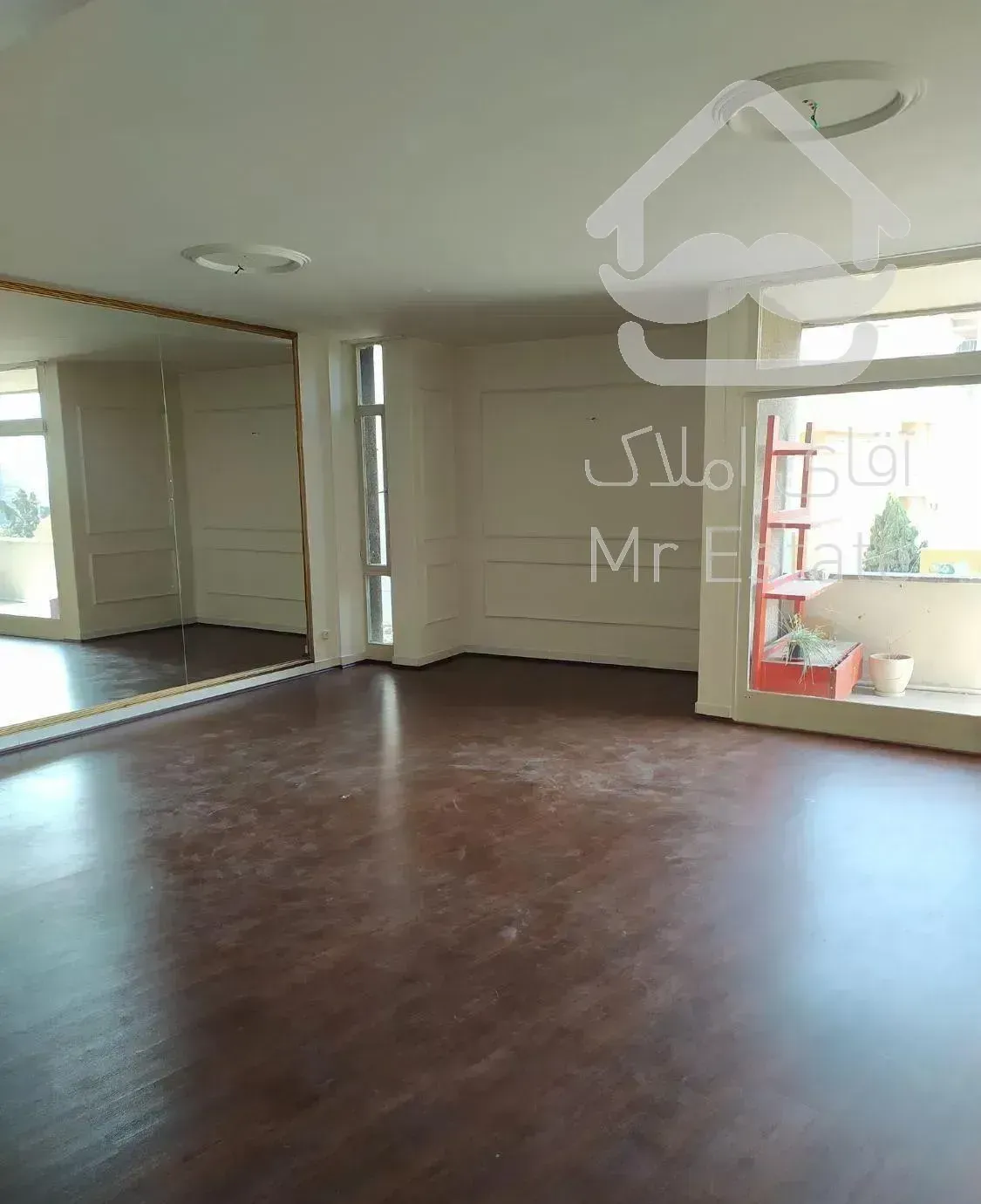 میدان شیراز برج ایرانسکنا116متر دوخوابه