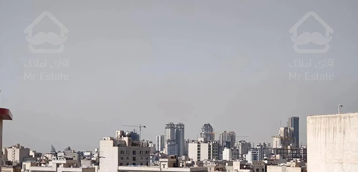 ۲۲۰ متر۳ خواب/۳پارکینگ/۲ تراس/بین جماران و جمشیدیه