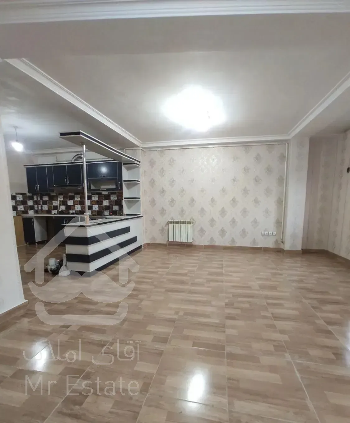 حمیدیان واحد۱۱۰متری باپارکینگ تک واحدی فروش معاوضه