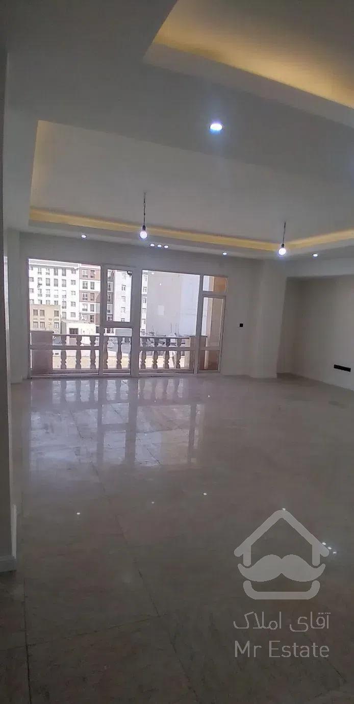 آپارتمان ۱۱۰ متر/سالن پرده خور/آلاله شرقی/۳ خواب