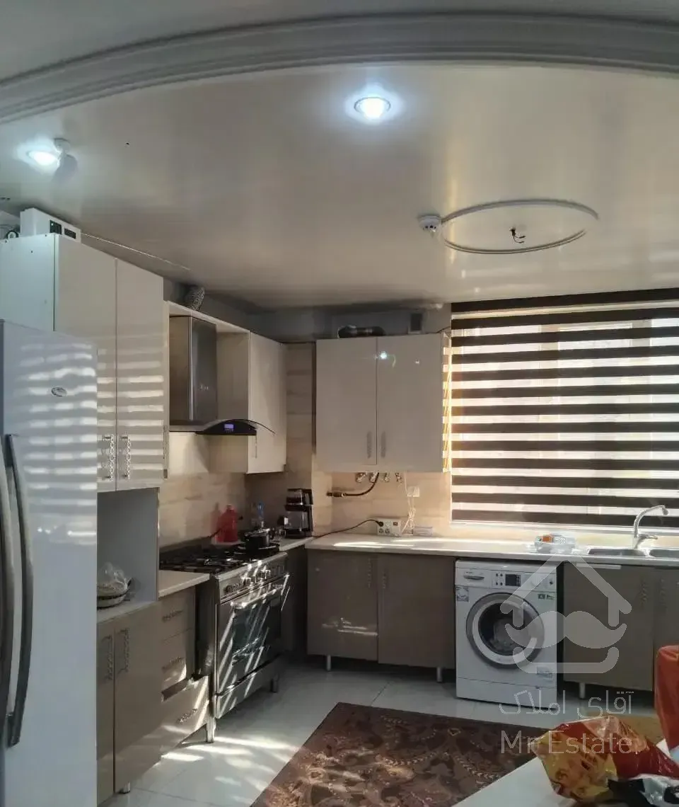 ۸۰ متر / ۲ خواب / شهرک غرب