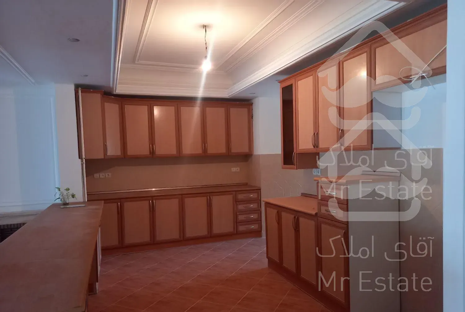 ۲۲۰ متر در شیخ زاهد